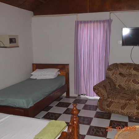 Easy Time Lodge Kololi Exterior photo